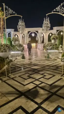 عکس عمارت سفید، سفید، فردیس 3