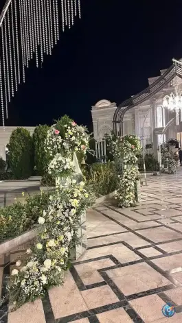 عکس عمارت سفید، سفید، فردیس 6