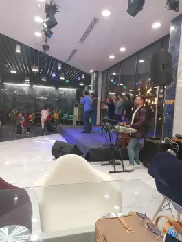 عکس فودکورت هپی مارت بندر انزلی 5