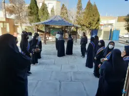 دبیرستان دوره دوم دخترانه خادم زاده، منطقه مسکونی میبد و اردکان، اردکان