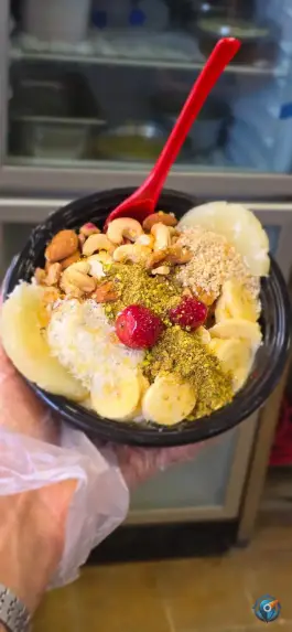 عکس آبمیوه و بستنی بار، میدان امام علی، اصفهان 6