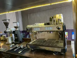 عکس کافی شاپ آیرون سنگان خواف 9