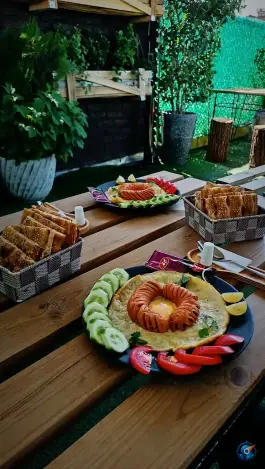 عکس کافه سورنا، میدان معلم، دهگلان 3