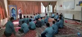 عکس دبیرستان پسرانه ی دوره ی اول رشد - شارق غربی تهران 2
