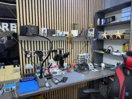عکس اپل استور رویال، شهرک امید، شیراز 8