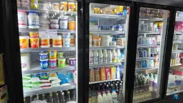 عکس فروشگاه مواد غذایی غرقی، محله دست خضر، شیراز 2