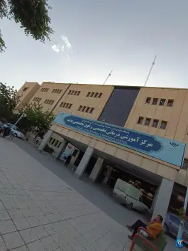 عکس بیمارستان بعثت، محله حاج عنایت، همدان 8