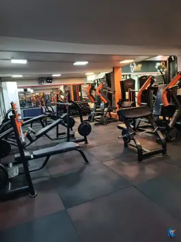 عکس باشگاه ورزشی تندر، نبرد شمالی تهران 2