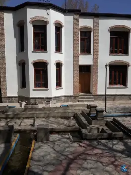 عکس عمارت باغ فتح آباد، جاده چاوان، تبریز 2