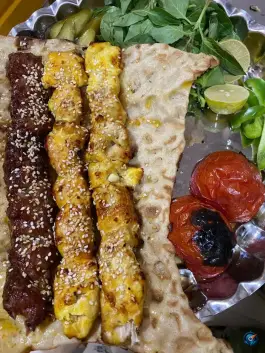 عکس باغچه درباری، حافظ، مشهد 6