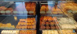عکس شیرینی سرای ماه نوش، غدیر، اصفهان 2