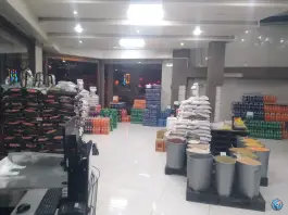 عمده فروشی موادغذایی عطاری «عاشق اصفهانی» در محله باتون اصفهان