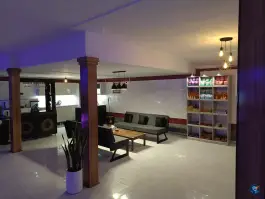 عکس گیم نت بزرگ ماتریکس، شهید میانجی، میانه 3