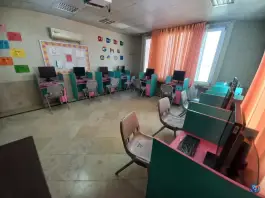 عکس دبیرستان غیردولتی دخترانه دوره اول آوید، بلوار نیایش، آبیک 8