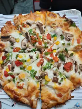 عکس پیتزا و ساندویچ ستاره شب، محله اتابک، مراغه 2