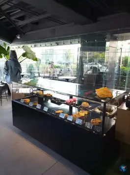 نان و شیرینی گنتوم، کوی وحدت، شیراز