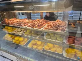عکس گز و شیرینی سادات، محله لیمجیر، اصفهان 2