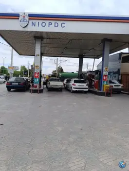 عکس پمپ بنزین محله طاحونه اصفهان 2