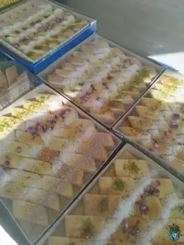 نان یوخه و شیرینی پزی نوروزی، دهپیاله، شیراز