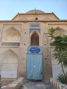 عکس امامزاده بی بی دختران، سنگ سیاه، شیراز 3
