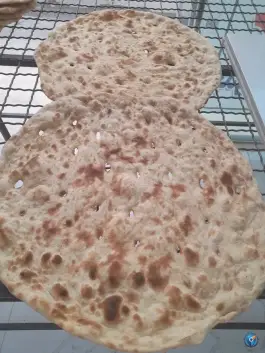 عکس بربری خراسانی و نان سبوس دار شهر نان، محله محمدشهر، کرج 6
