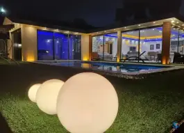 عکس عمارت آفتاب درخشانیه هشتگرد 3
