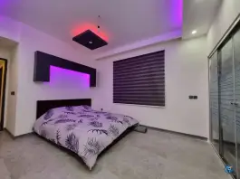 عکس عمارت آفتاب درخشانیه هشتگرد 9