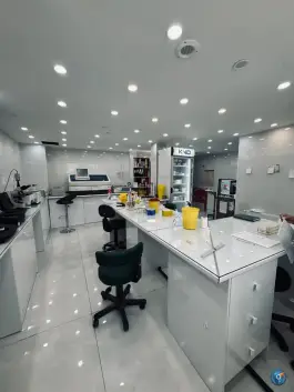 عکس آزمایشگاه کاشف، باستانی، کرج 3