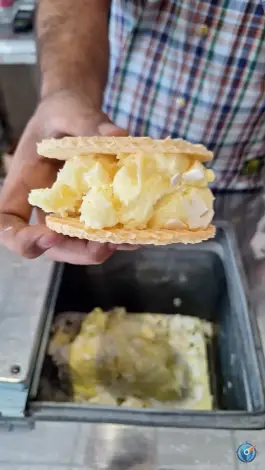 عکس بستنی سنتی مشتی ماشالله برغان کرج 2