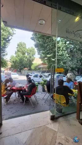 عکس بستنی سنتی مشتی ماشالله برغان کرج 5
