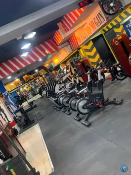 عکس باشگاه بدنسازی ستاره پارس 4