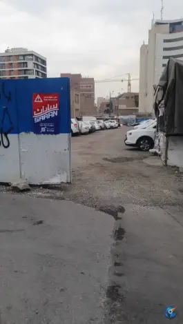 پارکینگ ولي عصر