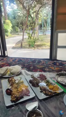 عکس رستوران باغ گلستان 4