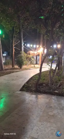 عکس رستوران باغ گلستان 6