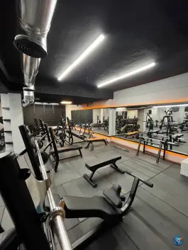 عکس باشگاه بدنسازی پرو وان 4