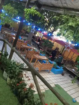 عکس باغچه رستوران عمارت وردیج 1