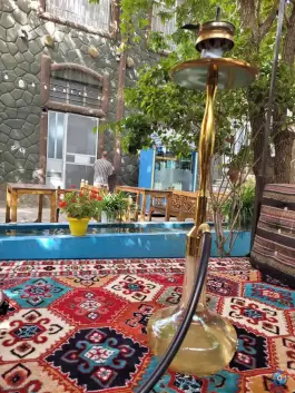 عکس باغچه رستوران عمارت وردیج 4
