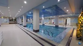 عکس استخر مرکز تجارت جهانی فردوسی تهران 4