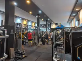 عکس باشگاه بدنسازی علی عبدالملکی 3