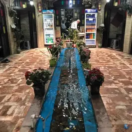 عکس سفره خانه سنتی عودلاجان و تیمچه اکبریان 7
