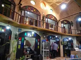 عکس سفره خانه سنتی عودلاجان و تیمچه اکبریان 8