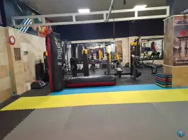 عکس باشگاه بوکس و بدنسازی کیا 2