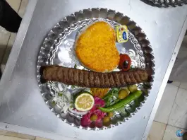 عکس رستوران امیرکبیر در محله میدان نو قم 4
