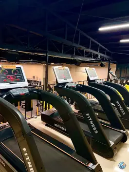 عکس باشگاه بدنسازی مهیمن در محله توپخانه اصفهان 5