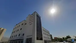 داروخانه درمانگاه ولیعصر در محله کوهک تهران