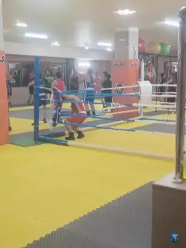 باشگاه بوکس منصف در محله بهارستان اصفهان