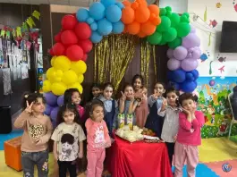 مهدکودک و پیش دبستانی عمارت رنگارنگ